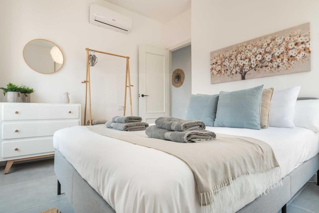Sunlit & Fresh Apartment - Center By Rems Málaga Extérieur photo